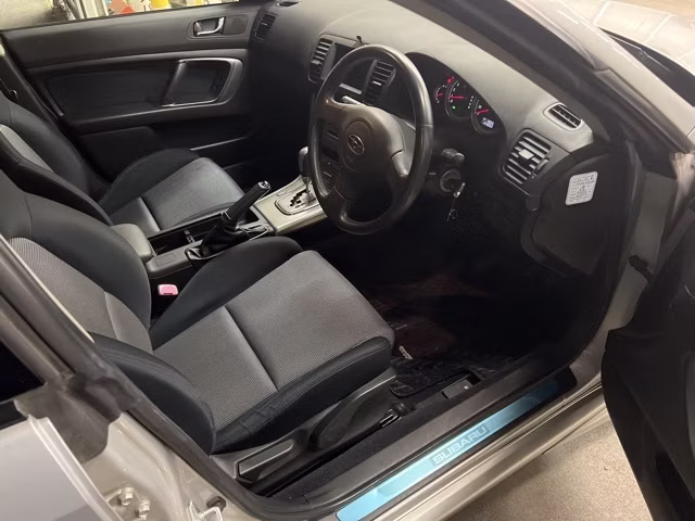 SUBARU LEGACY