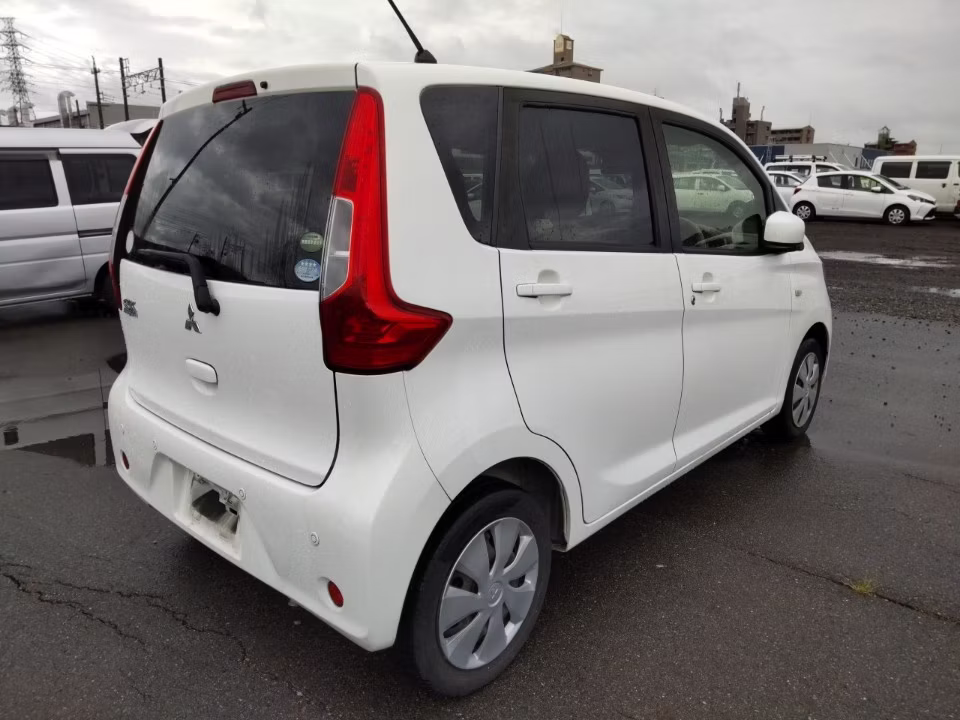 MITSUBISHI EK WAGON
