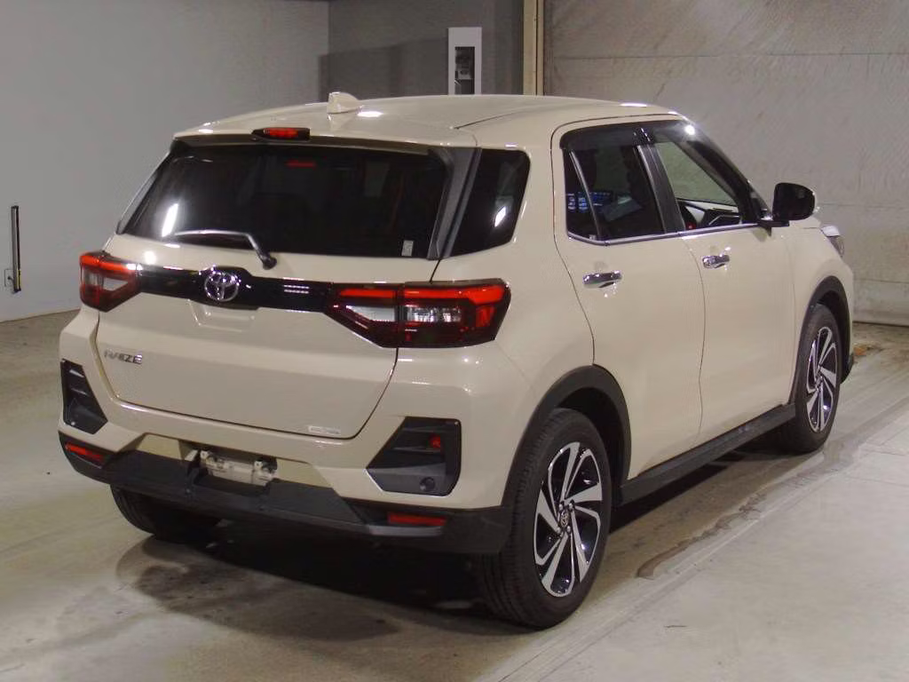 TOYOTA RAIZE