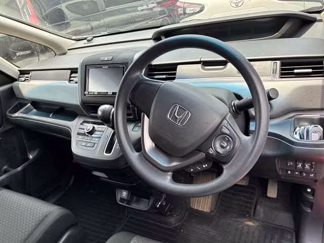 HONDA FREED+