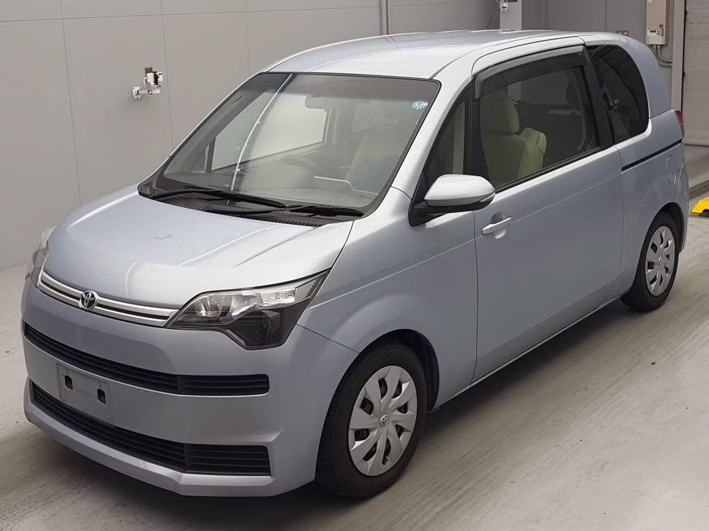 TOYOTA SPADE