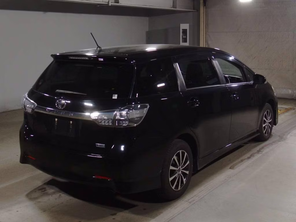TOYOTA WISH