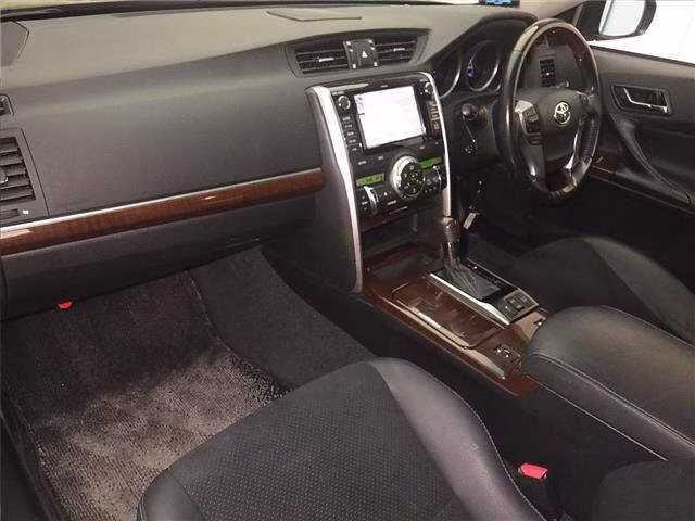 TOYOTA MARK X