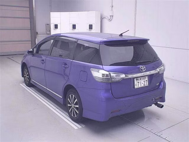 TOYOTA WISH
