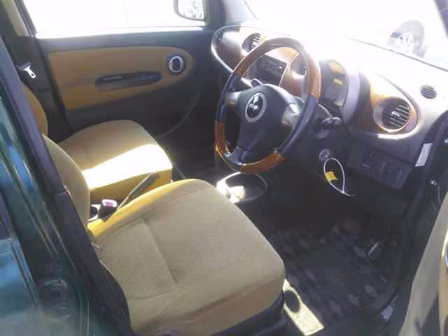 DAIHATSU MIRA GINO