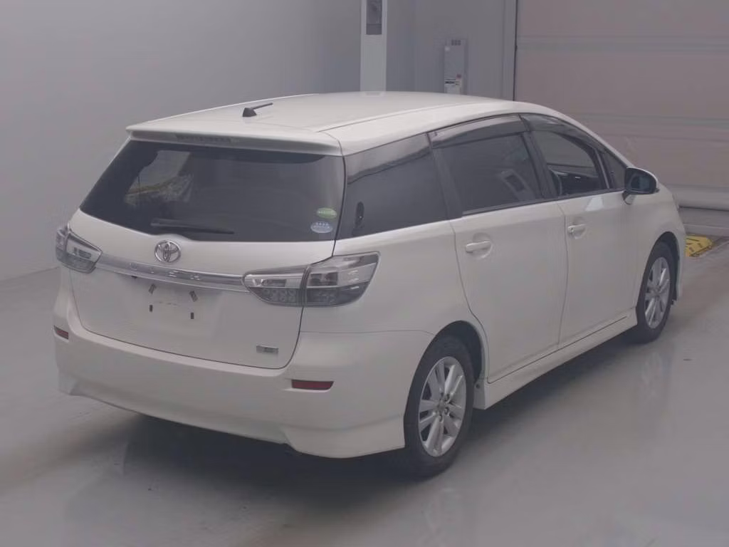 TOYOTA WISH