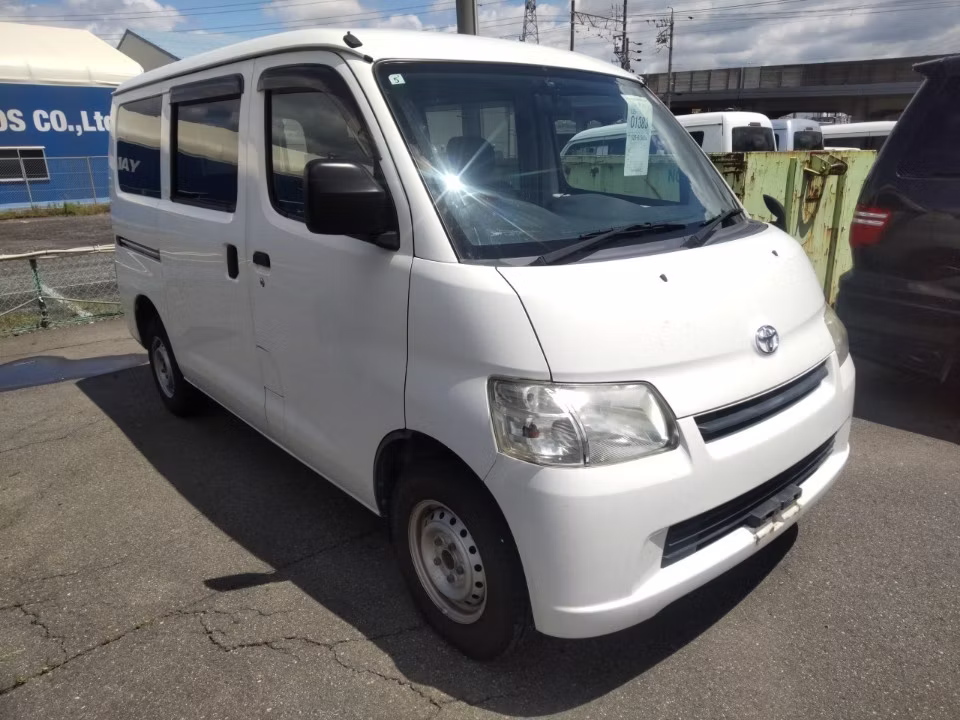 TOYOTA TOWN ACE