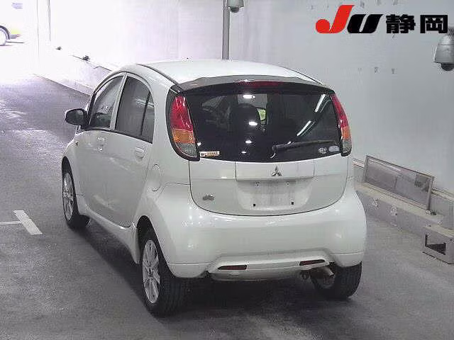 MITSUBISHI I