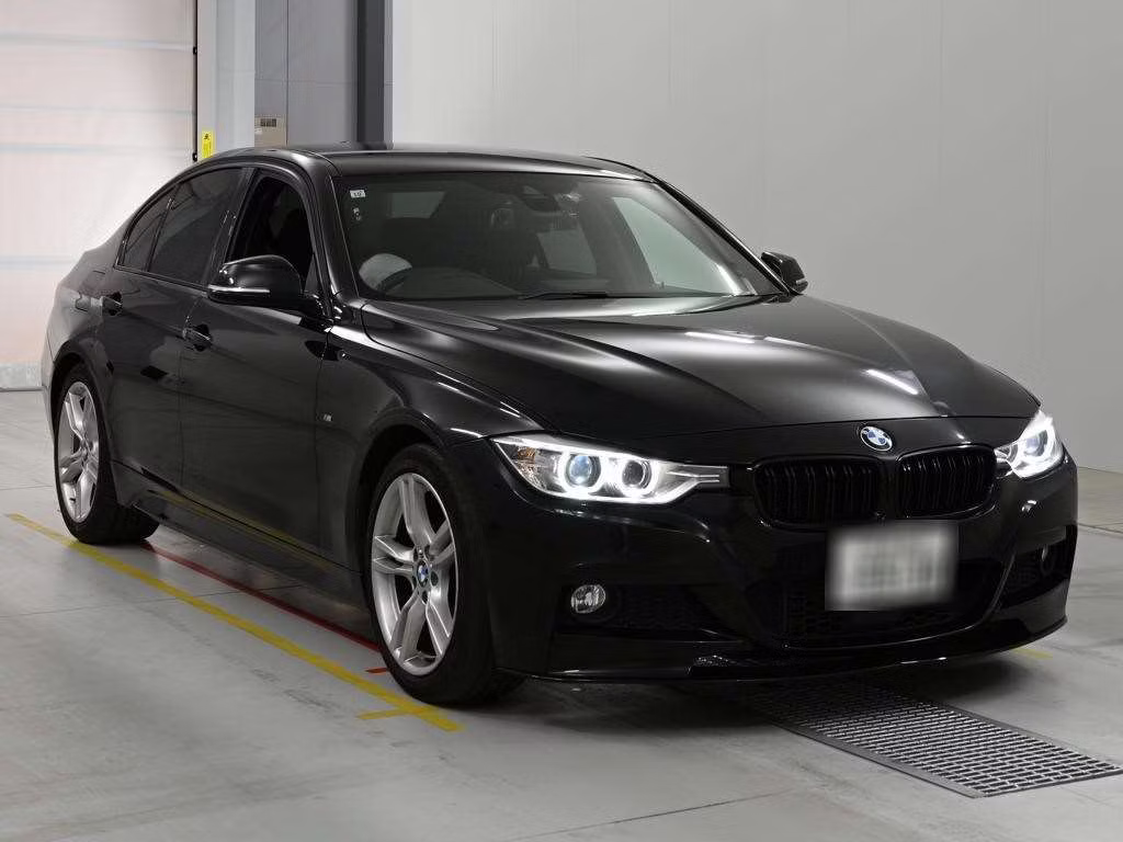 BMW 3-SERIES