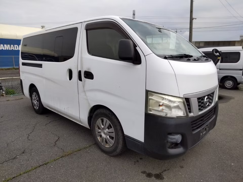 NISSAN NV350 CARAVAN