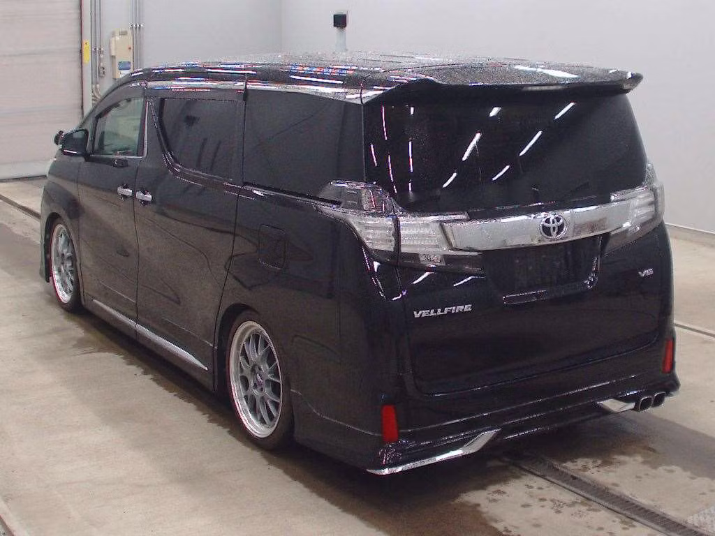 TOYOTA VELLFIRE