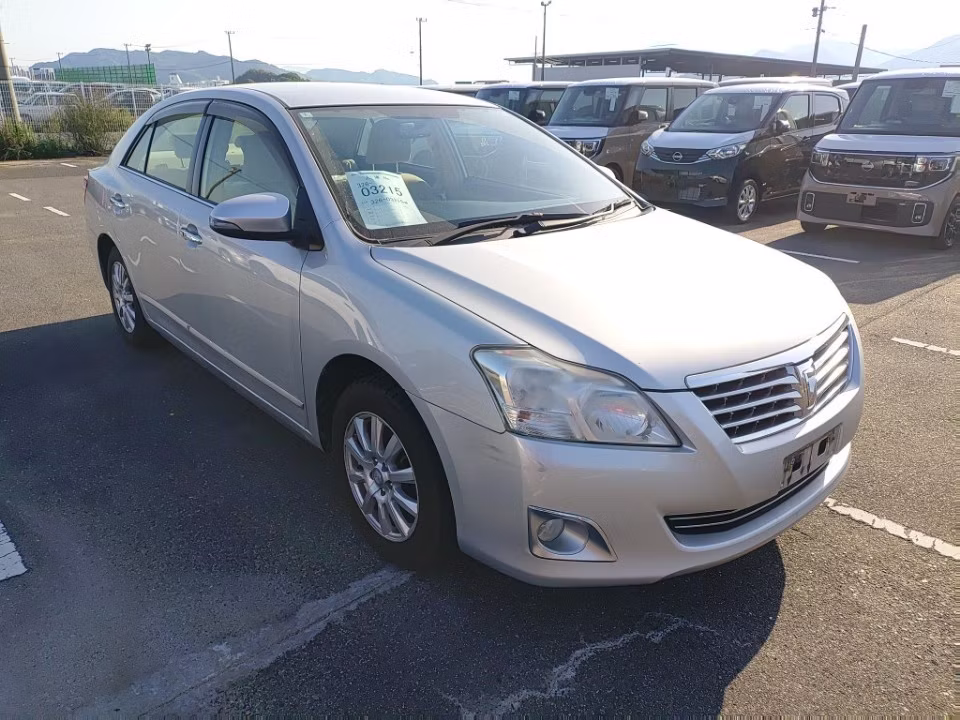 TOYOTA PREMIO