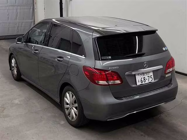 MERCEDES-BENZ B-CLASS