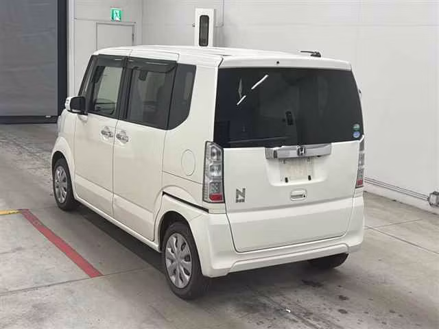 HONDA N-BOX