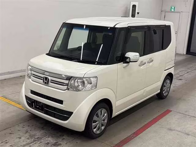 HONDA N-BOX