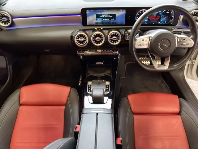 MERCEDES-BENZ CLA-CLASS
