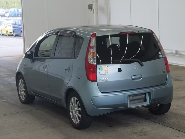 MITSUBISHI COLT