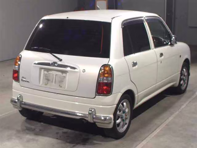 DAIHATSU MIRA GINO
