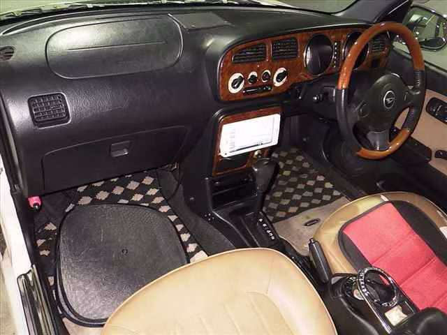 DAIHATSU MIRA GINO