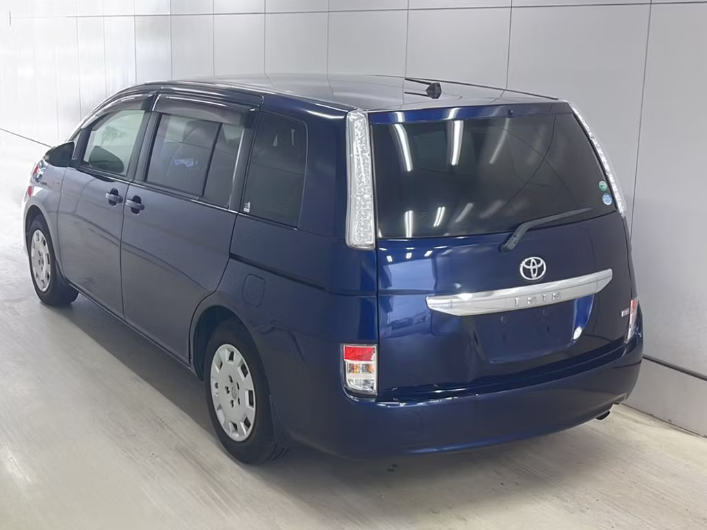 TOYOTA ISIS
