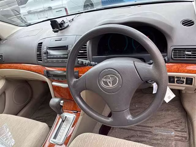 TOYOTA PREMIO