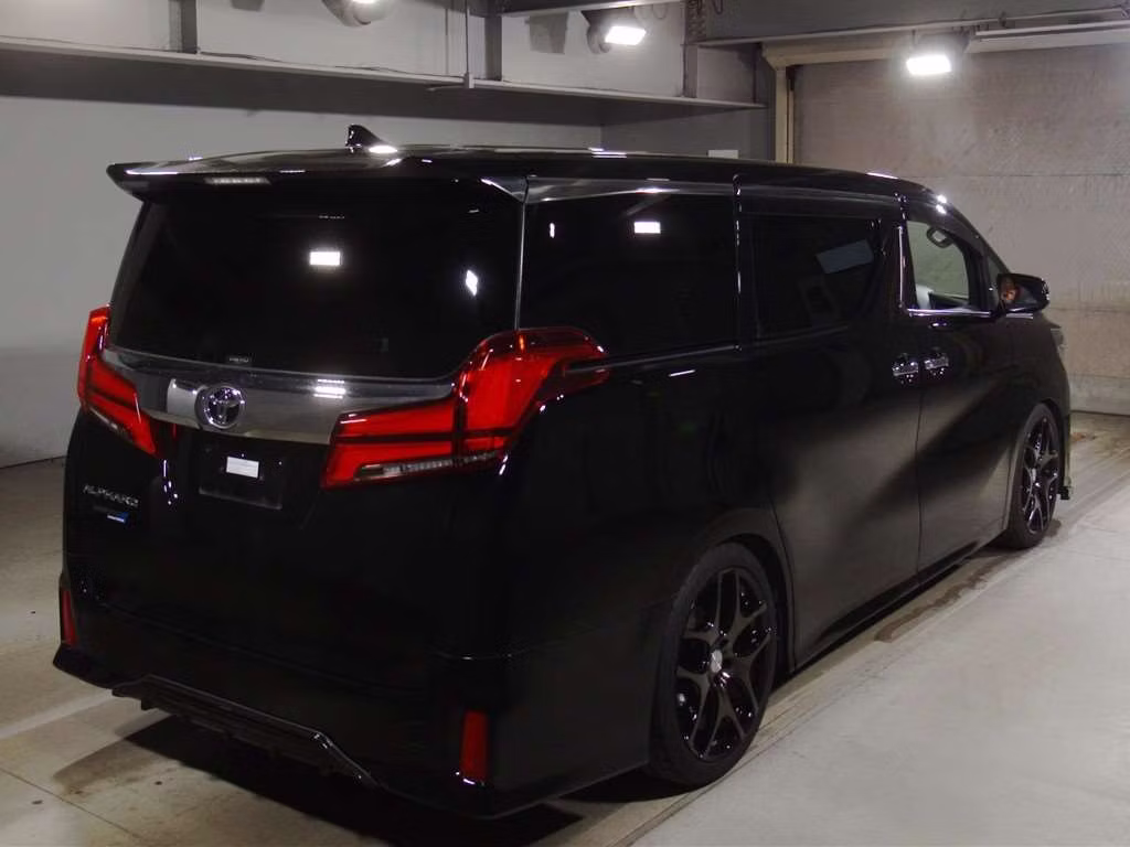 TOYOTA ALPHARD