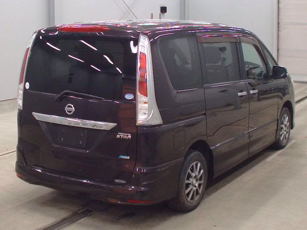 NISSAN SERENA