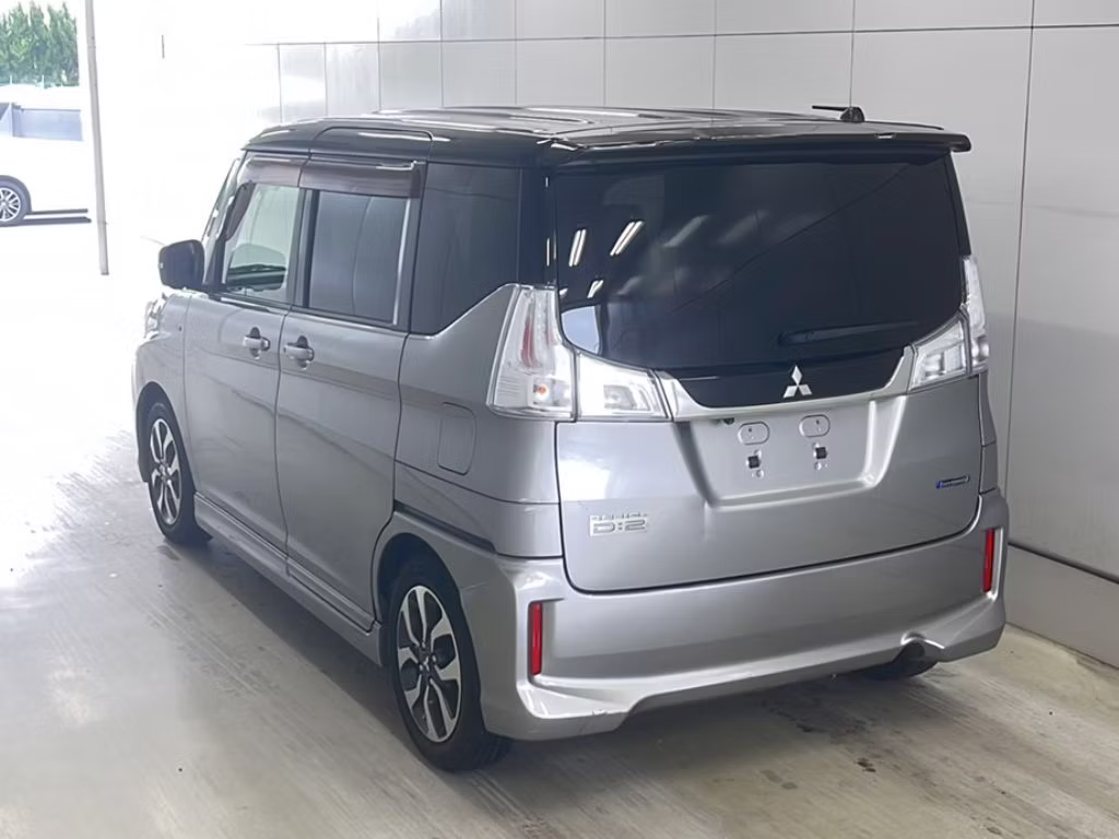 MITSUBISHI DELICA D:2