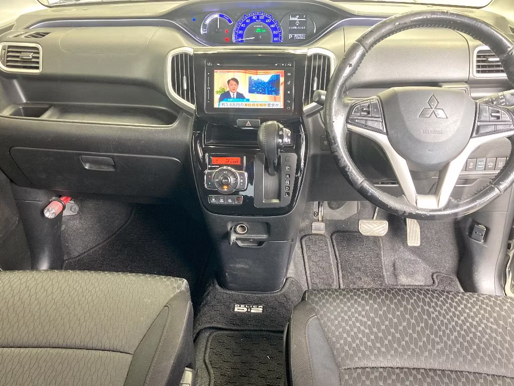 MITSUBISHI DELICA D:2