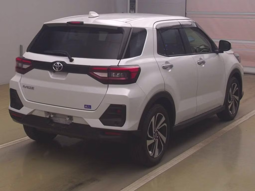 TOYOTA RAIZE