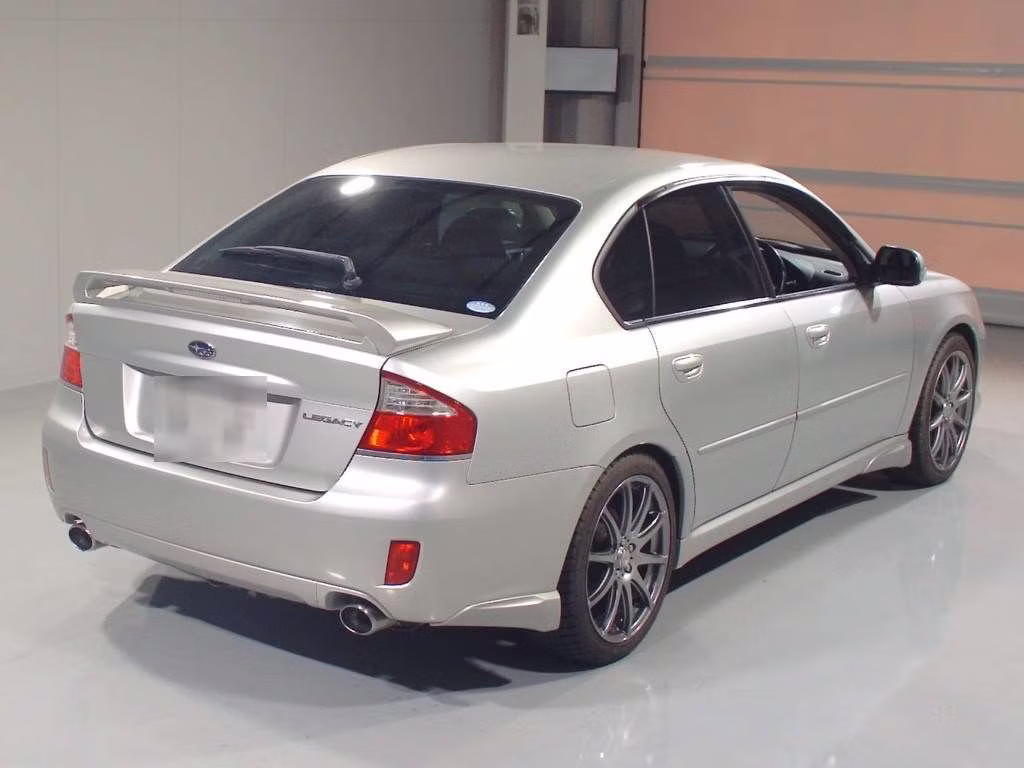 SUBARU LEGACY B4