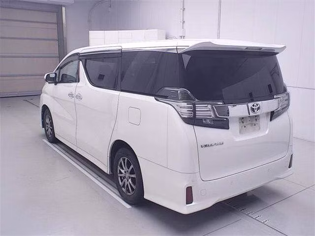TOYOTA VELLFIRE