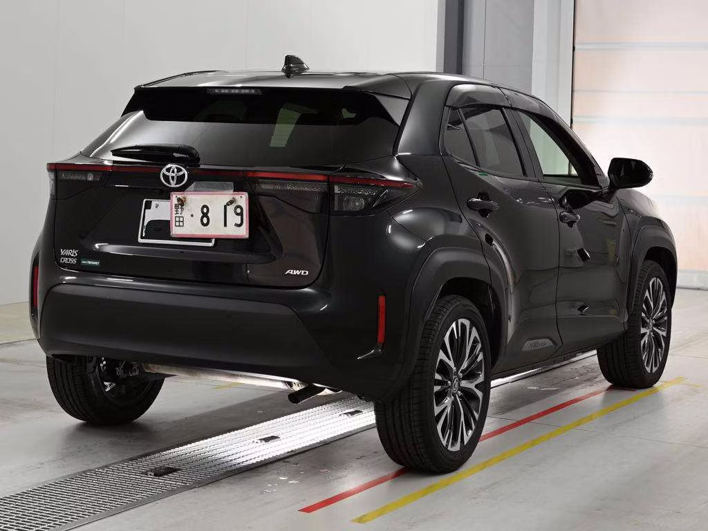 TOYOTA YARIS CROSS