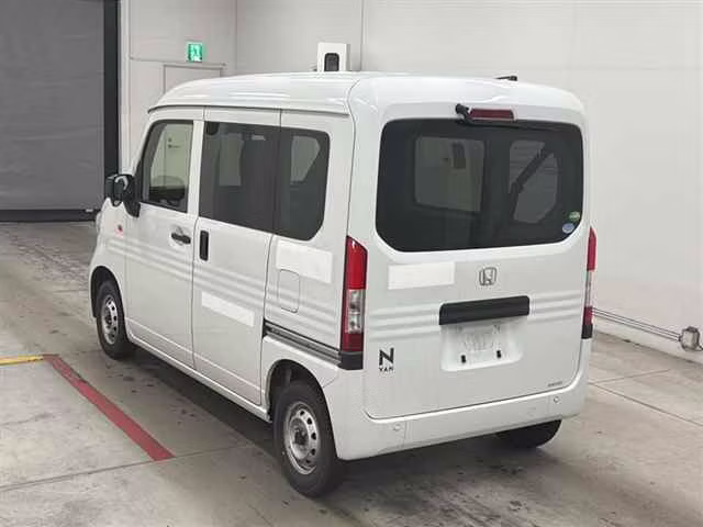 HONDA N-VAN