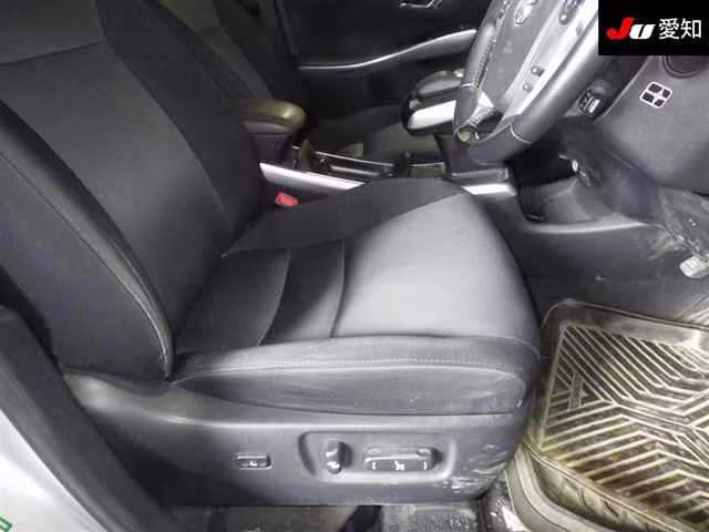 TOYOTA SAI