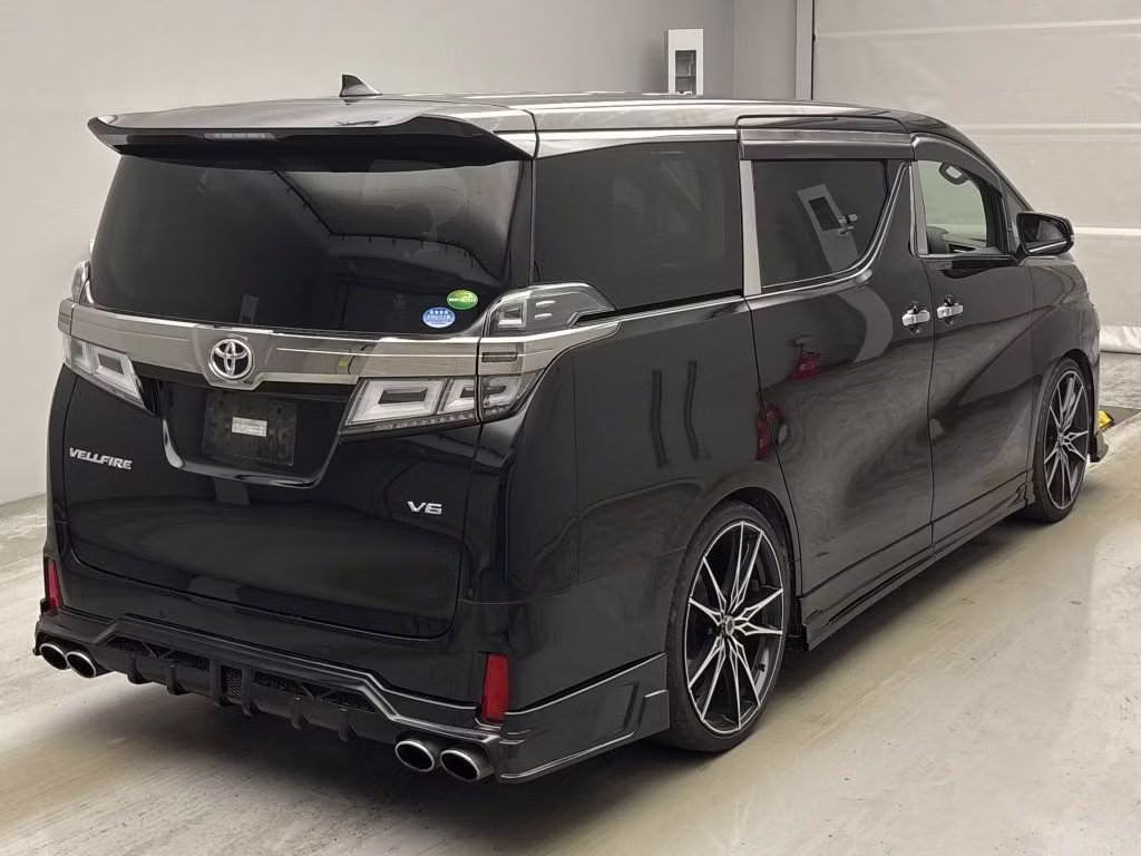 TOYOTA VELLFIRE