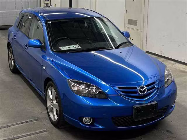 MAZDA AXELA