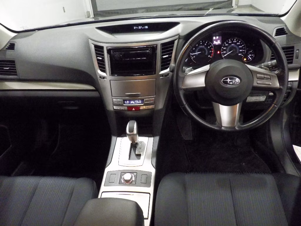 SUBARU LEGACY B4