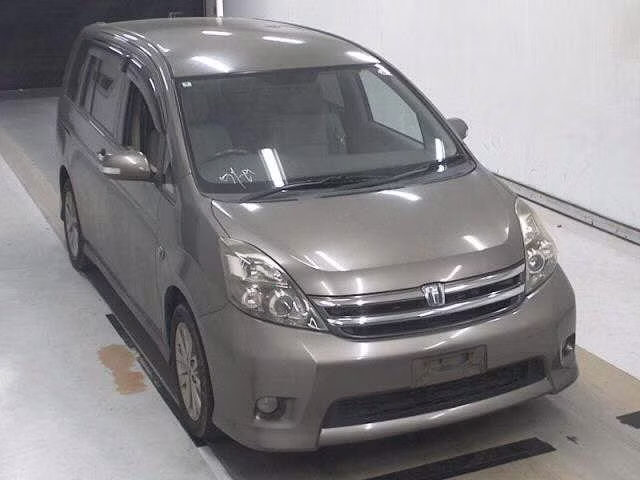 TOYOTA ISIS