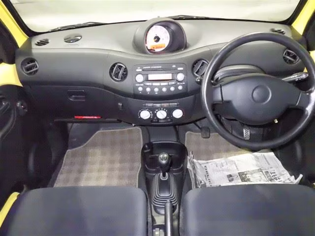 DAIHATSU ESSE