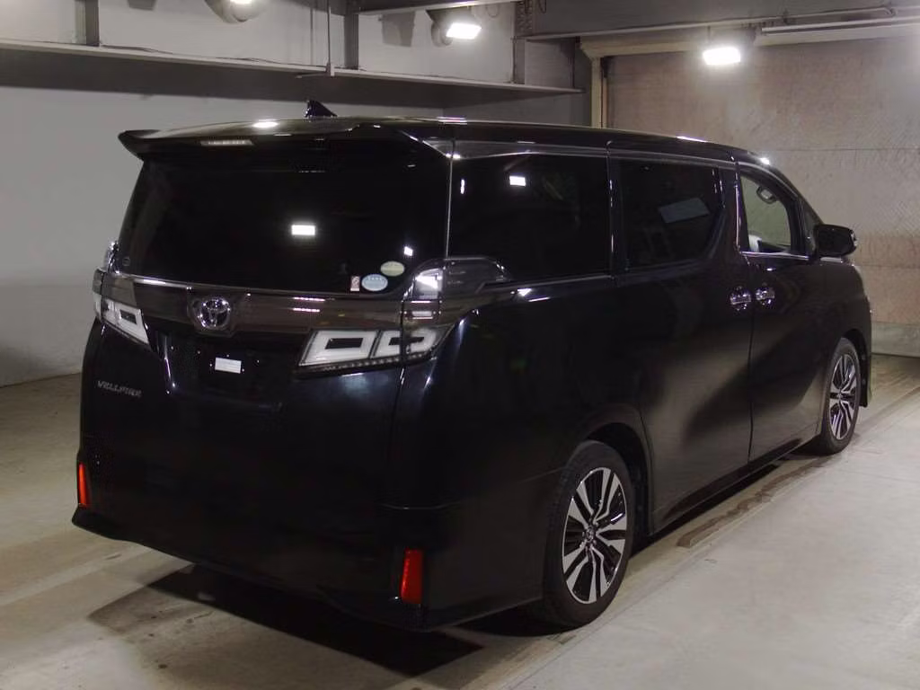 TOYOTA VELLFIRE