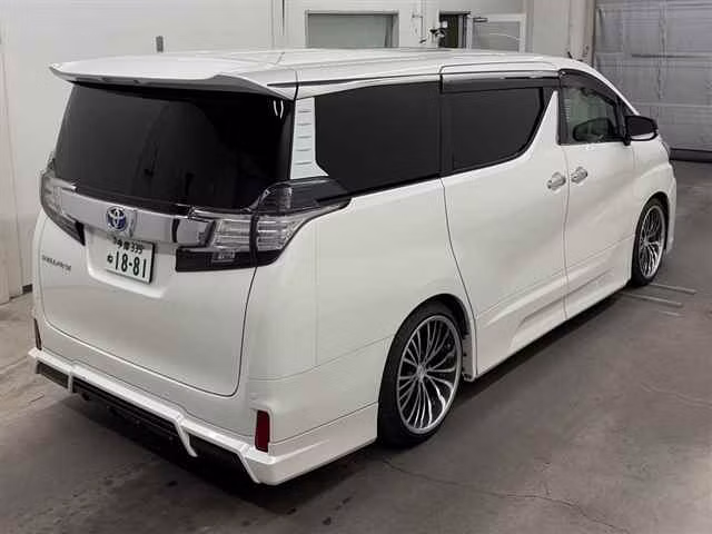 TOYOTA VELLFIRE