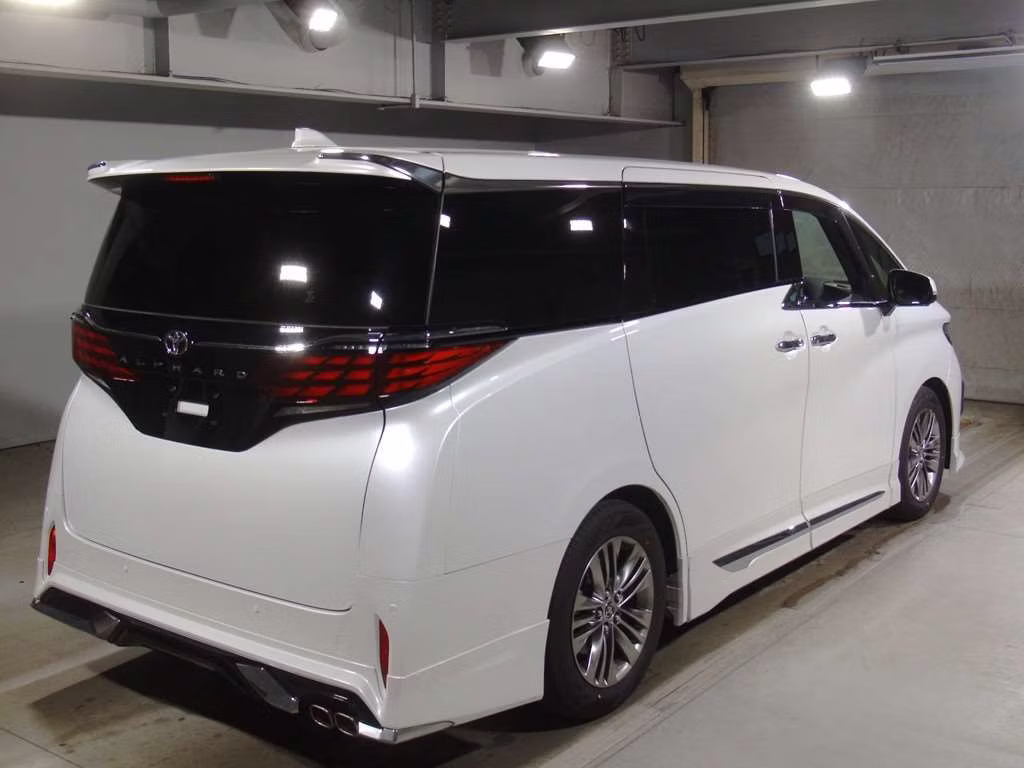 TOYOTA ALPHARD