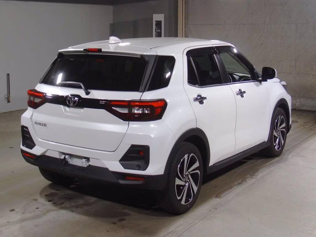 TOYOTA RAIZE