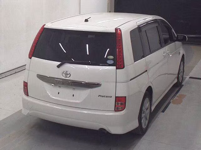 TOYOTA ISIS