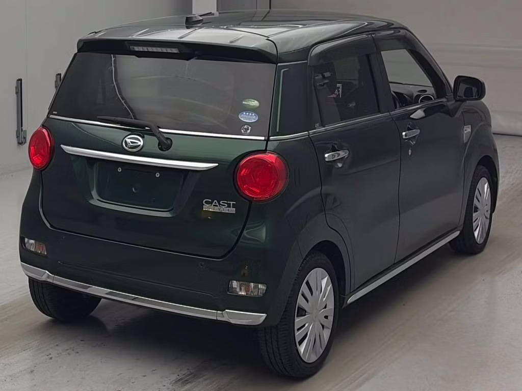 DAIHATSU CAST