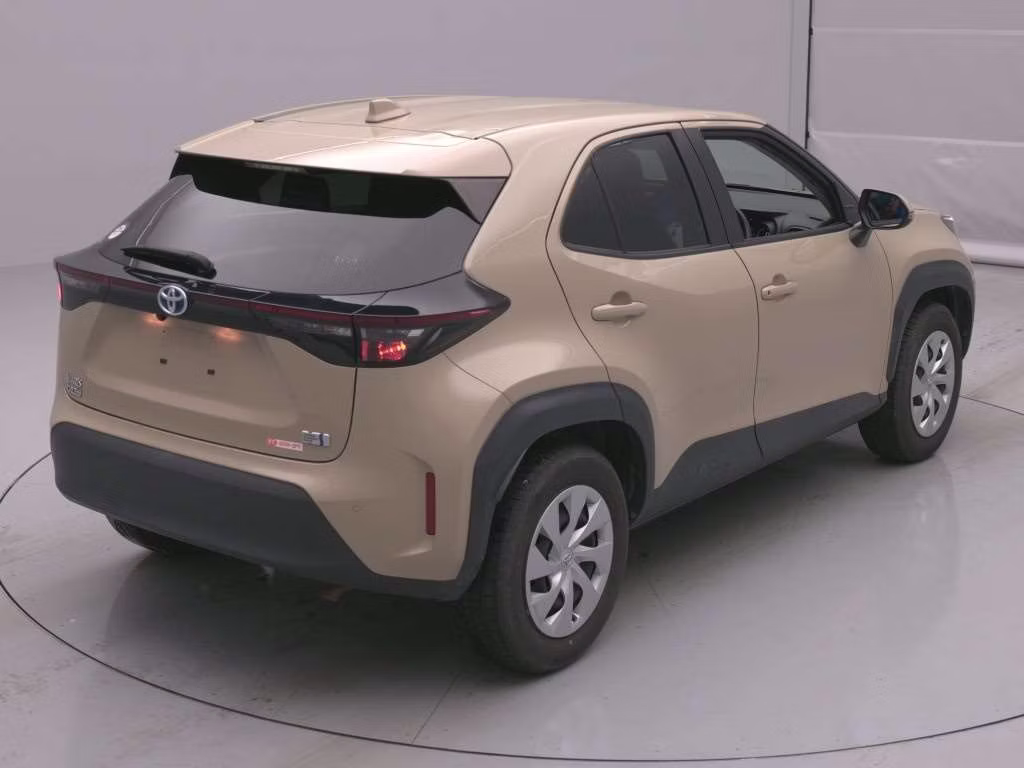 TOYOTA YARIS CROSS