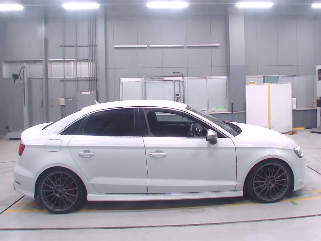 AUDI S3