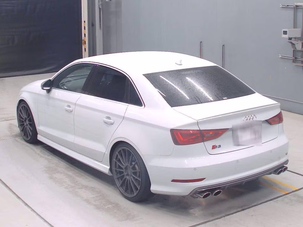 AUDI S3