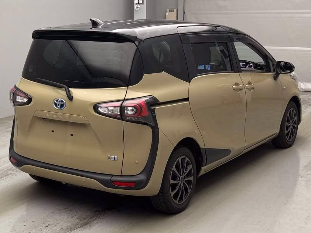 TOYOTA SIENTA